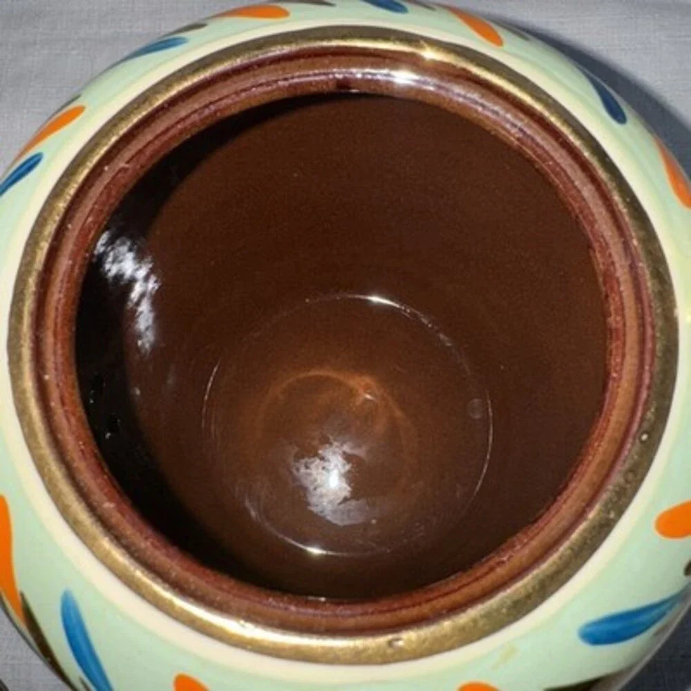 Vintage Gibsons 4 Cup Tea Pot Hand Painted Details Gold Spout/Handle England.